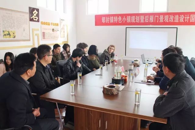 一批批參觀團(tuán)為何頻頻到云臺(tái)冰菊基地參觀？